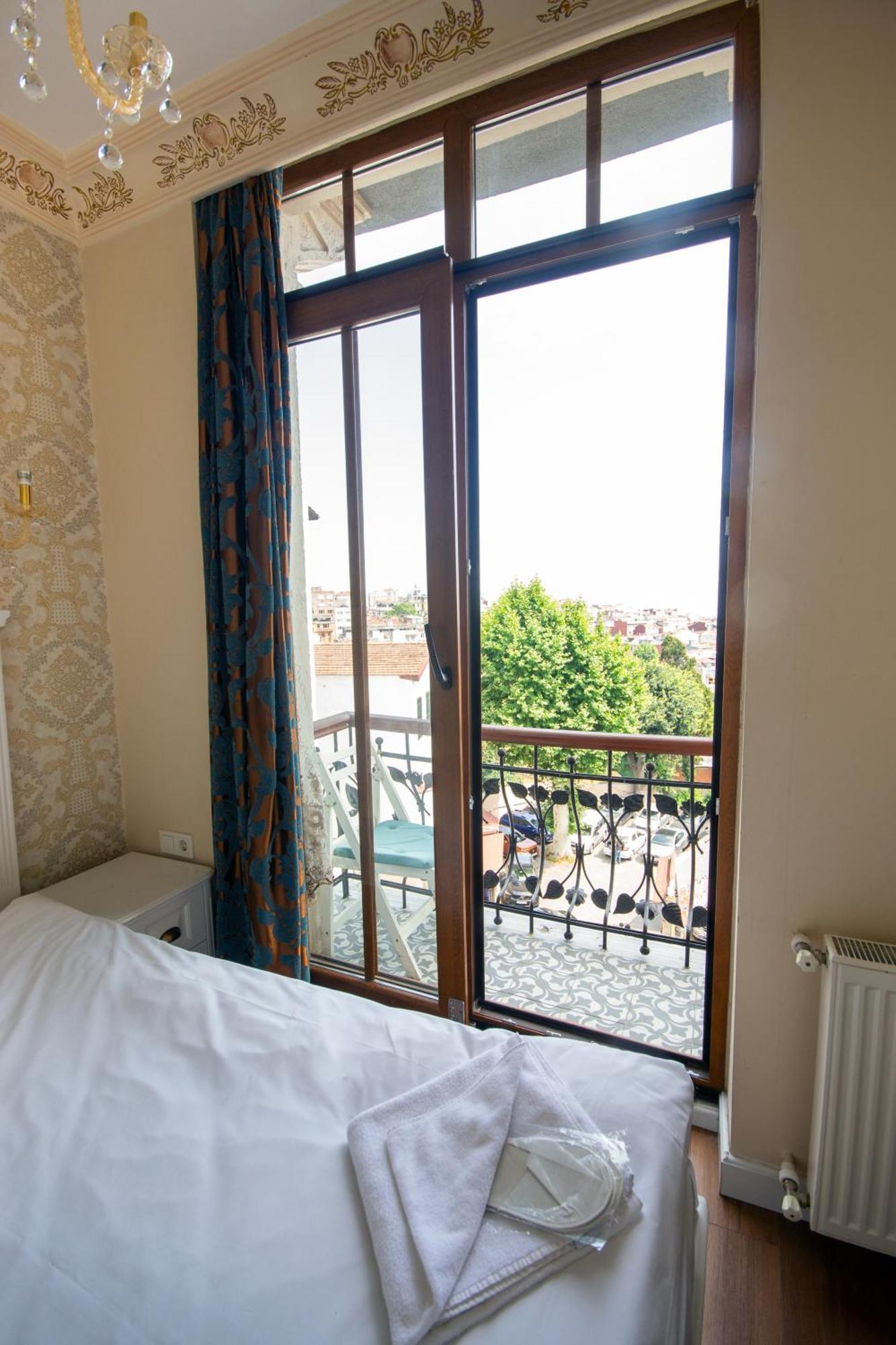 Iq Hotel Galatasaray Istanbul Ngoại thất bức ảnh
